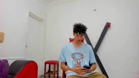 Mia and Max online show from 03-14-26, 11:59