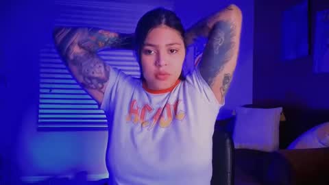 Snapshot of miacanela_xo chatting on 12-08-24, 12:40 Mia online show from 12-08-24, 12:40