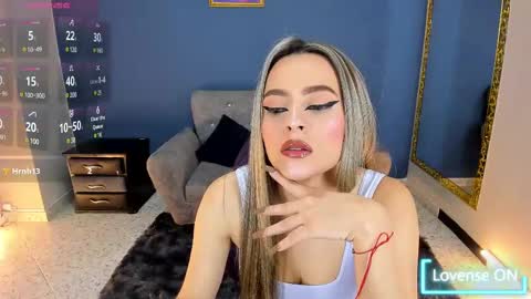 MiaCarper online show from 02-11-25, 08:52