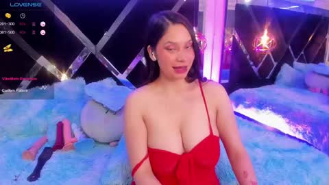 Snapshot of miacharloth chatting on 09-14-25, 01:16 Mia online show from 09-14-25, 01:16