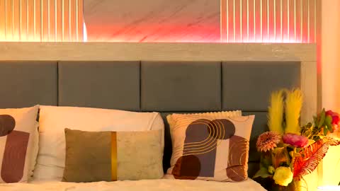 Mia online show from 11-18-25, 09:41