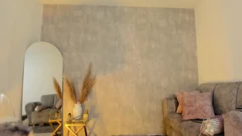 Snapshot of miacoopersx chatting on 01-07-25, 12:20 miacooper online show from 01-07-25, 12:20