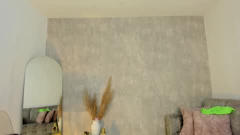 Snapshot of miacoopersx chatting on 01-21-25, 12:29 miacooper online show from 01-21-25, 12:29