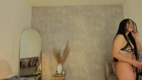 Snapshot of miacoopersx chatting on 01-25-25, 12:16 miacooper online show from 01-25-25, 12:16