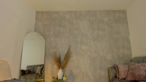 Snapshot of miacoopersx chatting on 01-31-25, 12:18 miacooper online show from 01-31-25, 12:18