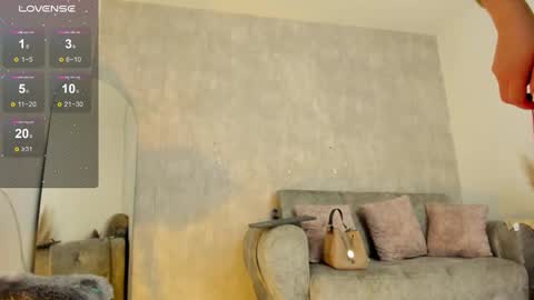 Snapshot of miacoopersx chatting on 02-11-25, 12:16 miacooper online show from 02-11-25, 12:16