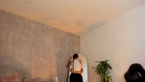Snapshot of miacoopersx chatting on 10-10-25, 12:26 miacooper online show from 10-10-25, 12:26