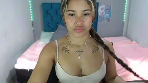 miacumgirl online show from 06-12-26, 12:15
