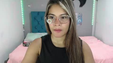 miacumgirl online show from 06-22-26, 12:13