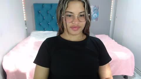 miacumgirl online show from 07-07-26, 12:20
