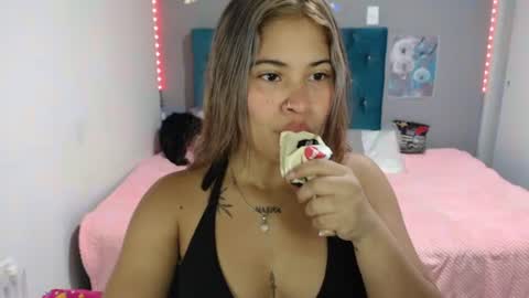 miacumgirl online show from 08-06-26, 12:18