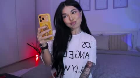 miacute4u online show from 06-17-26, 05:25