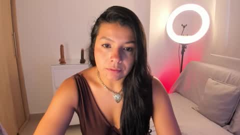 IG Yojanagomez  online show from 11-11-25, 02:50