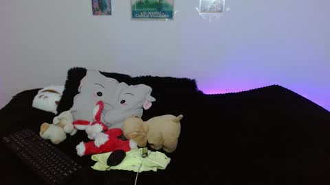 Snapshot of miadavisxx chatting on 04-16-26, 09:39 Mia david online show from 04-16-26, 09:39