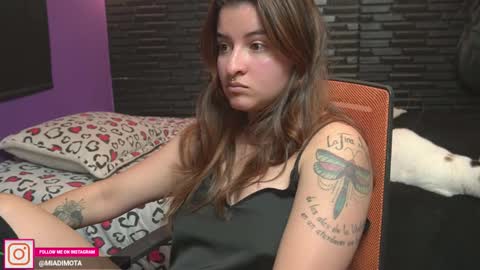 Snapshot of miadimota chatting on 11-15-25, 07:49 Mia online show from 11-15-25, 07:49