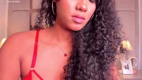 Snapshot of miaebony_ chatting on 12-14-24, 09:45 Call me Mia online show from 12-14-24, 09:45