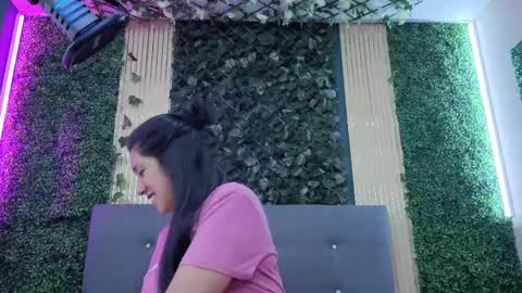 Mia Carter  Schedule 800 - 1430 gtm-5 online show from 09-25-25, 02:10