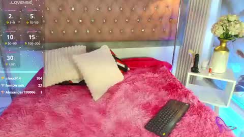Mia  online show from 06-29-26, 08:31