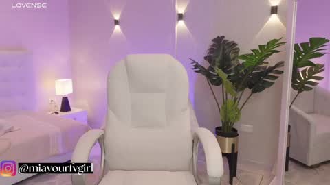 Mia Gomez online show from 09-16-25, 12:28