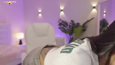 Mia Gomez online show from 09-25-25, 01:04