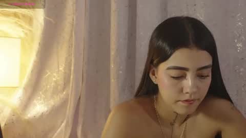 Mia Gomez online show from 06-18-26, 02:34