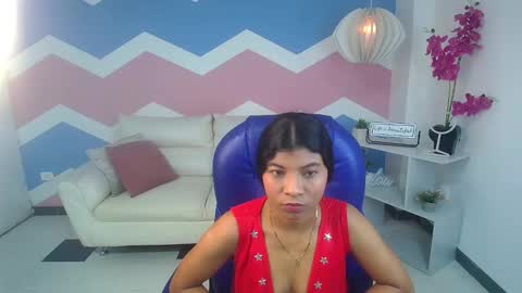 Snapshot of miagreys1 chatting on 10-17-25, 11:35 miagreys1 online show from 10-17-25, 11:35