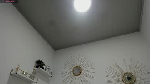 Miah Collins online show from 09-18-25, 11:12