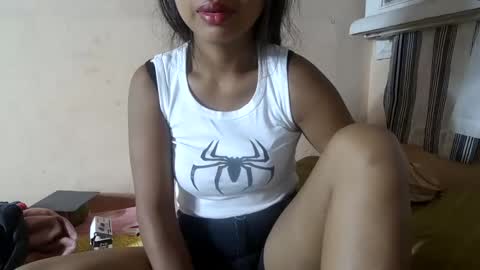 Snapshot of miah_land chatting on 02-06-25, 11:54 miah_land online show from 02-06-25, 11:54