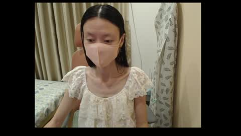 miahchan68 online show from 06-08-26, 04:40