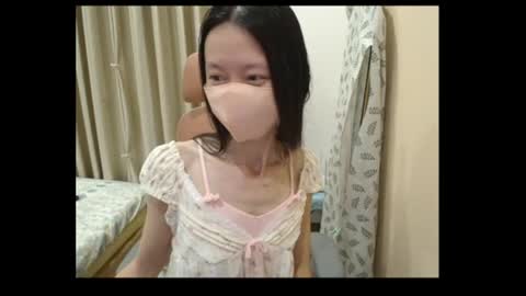 miahchan68 online show from 06-10-26, 01:54