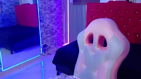 MIA VELEZ online show from 02-03-26, 04:54