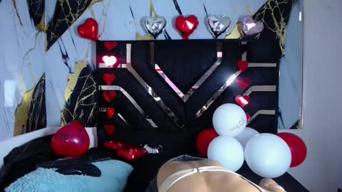 miahotcs online show from 02-14-26, 12:35