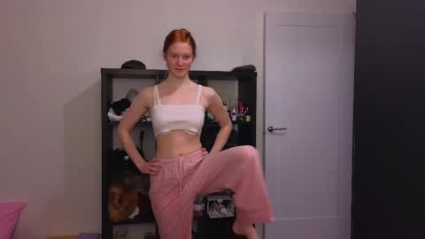milanaaaa online show from 02-18-25, 06:04