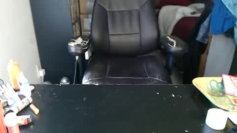 Snapshot of miaking chatting on 10-03-25, 05:54 Mark online show from 10-03-25, 05:54