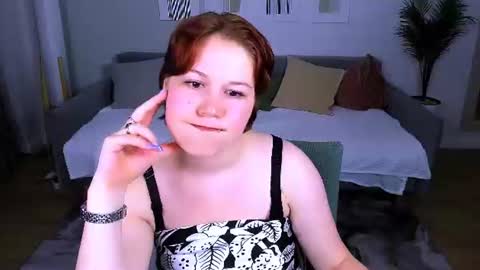 mialacrice online show from 06-12-26, 06:40