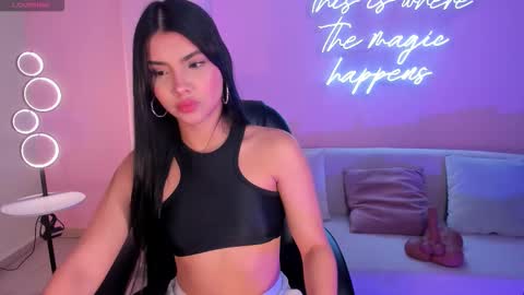 Call me Mia  online show from 02-22-26, 11:53