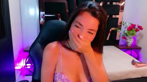 Snapshot of mialovelyn chatting on 04-05-26, 03:47 mialovelyn online show from 04-05-26, 03:47