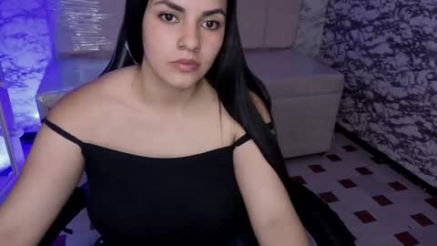 Snapshot of mialover_v chatting on 09-10-25, 09:15 Hi Stream 1500 to 2100 online show from 09-10-25, 09:15