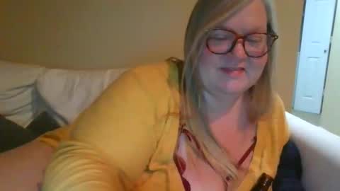 Miamarie555 online show from 01-16-26, 03:54