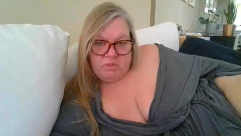 Miamarie555 online show from 02-15-26, 06:04