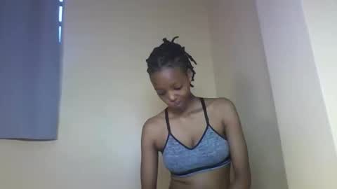 Muffin online show from 11-27-25, 01:02