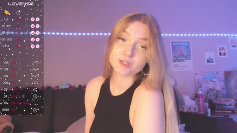 Mia online show from 02-17-25, 07:21