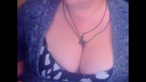 maya online show from 10-21-25, 07:14