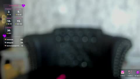 Snapshot of miamontoya chatting on 02-05-25, 03:52 Mia -5 7001400 Follow online show from 02-05-25, 03:52