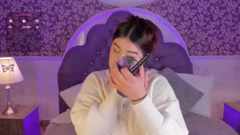 Mia   -5 7001400 Follow  online show from 11-26-25, 01:34