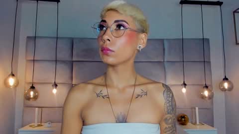 Snapshot of miamorgann chatting on 12-23-24, 11:47 Mia Morgann online show from 12-23-24, 11:47