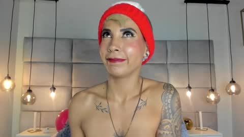 Snapshot of miamorgann chatting on 12-24-24, 02:54 Mia Morgann online show from 12-24-24, 02:54