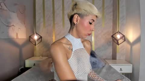 Snapshot of miamorgann chatting on 12-30-24, 11:37 Mia Morgann online show from 12-30-24, 11:37