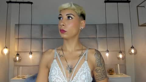 Snapshot of miamorgann chatting on 01-12-25, 11:17 Mia Morgann online show from 01-12-25, 11:17