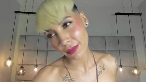 Snapshot of miamorgann chatting on 01-19-25, 07:04 Mia Morgann online show from 01-19-25, 07:04